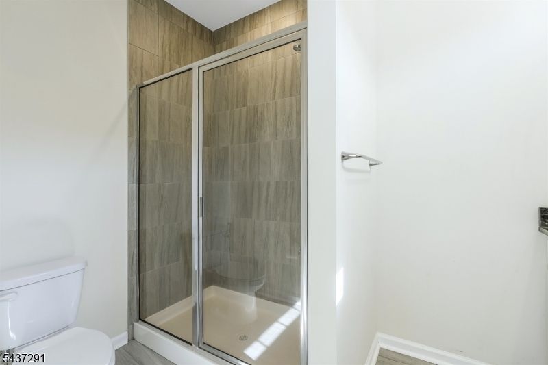 Livingston Square - Residential
