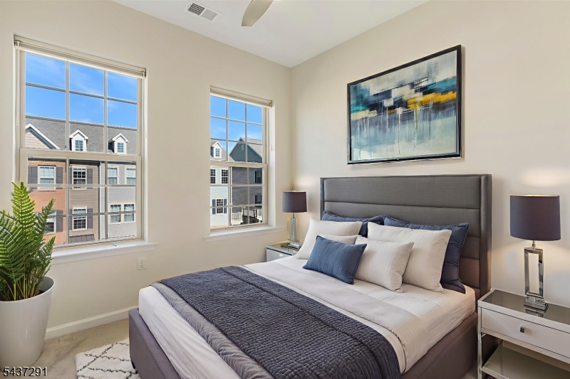 Livingston Square - Residential