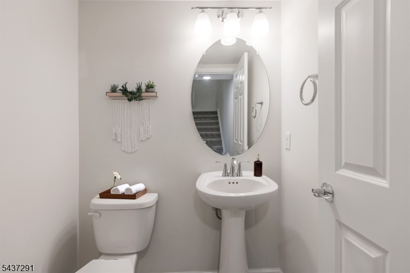 Livingston Square - Residential