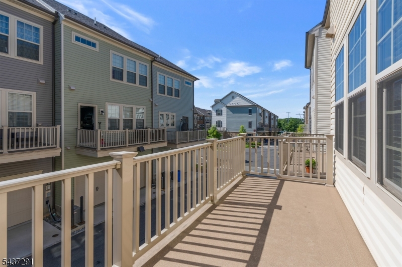 Livingston Square - Residential