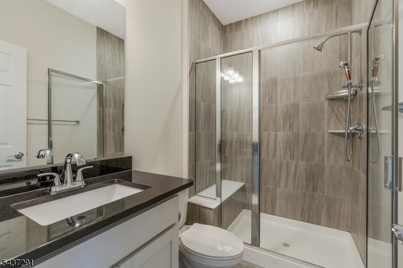 Livingston Square - Residential