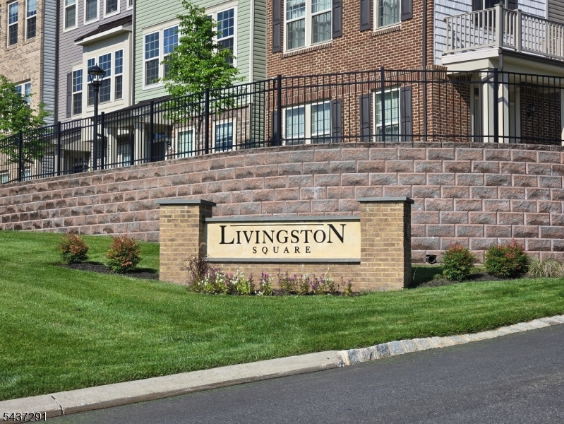 Livingston Square - Residential