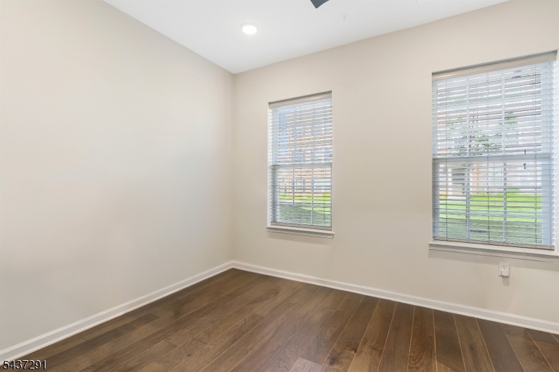 Livingston Square - Residential