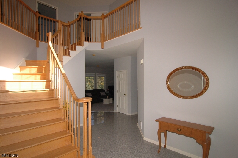 POET'S PEAK - Residential