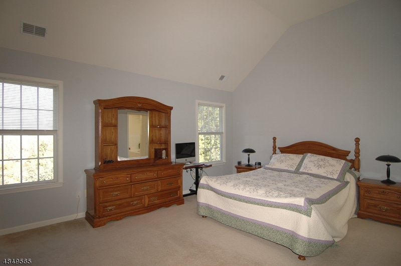 POET'S PEAK - Residential
