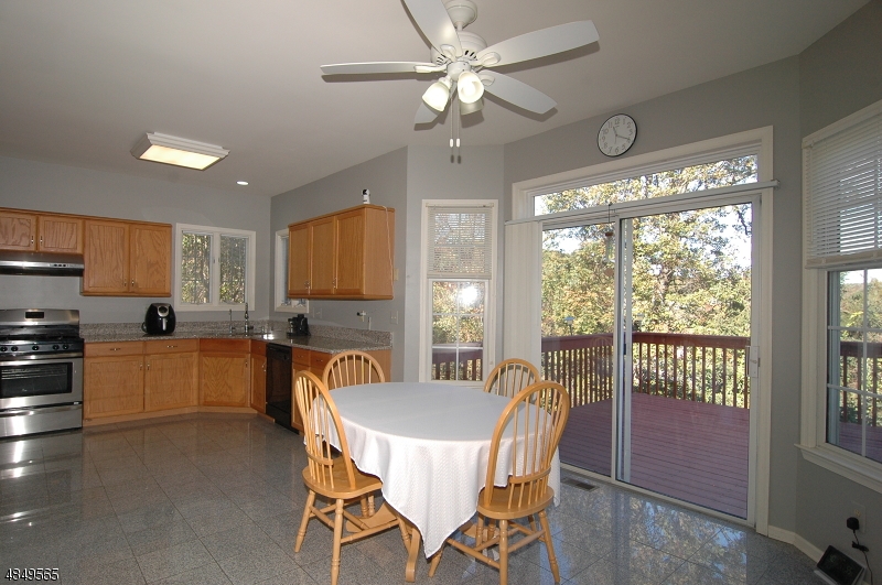 POET'S PEAK - Residential