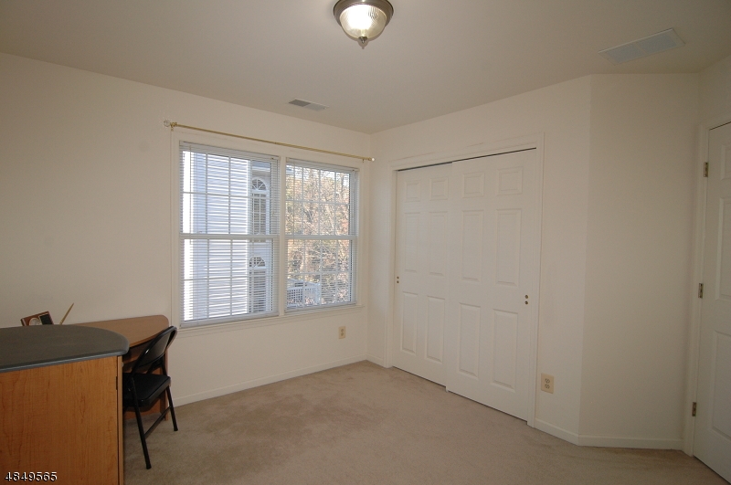 POET'S PEAK - Residential