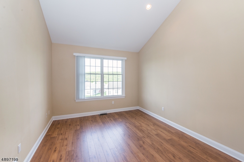 Clove Hill Manor - Residential