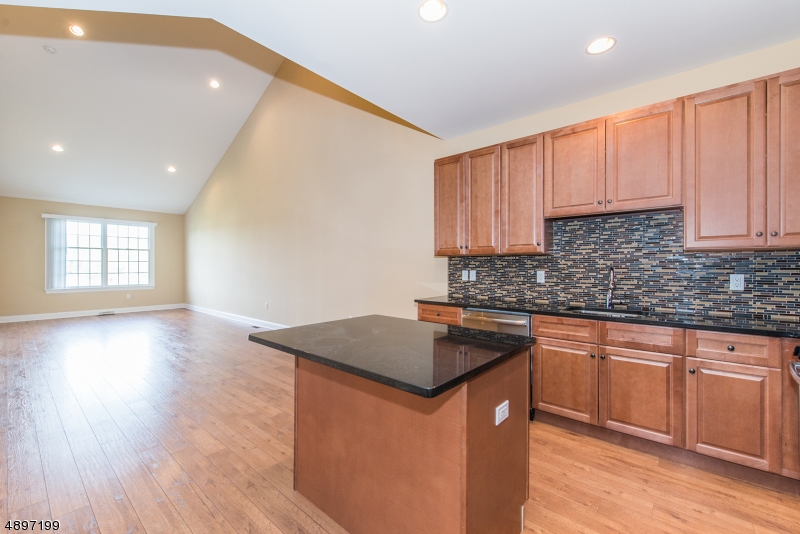 Clove Hill Manor - Residential