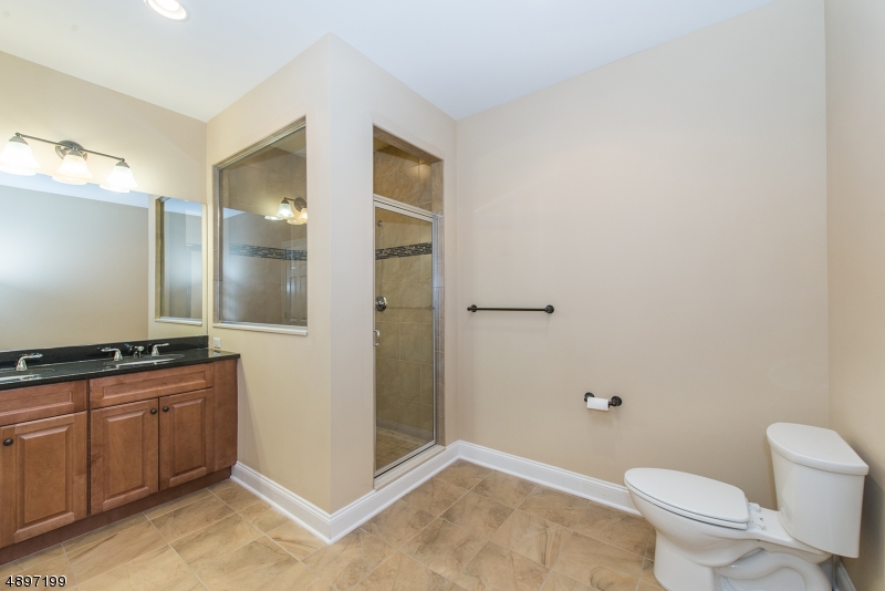 Clove Hill Manor - Residential