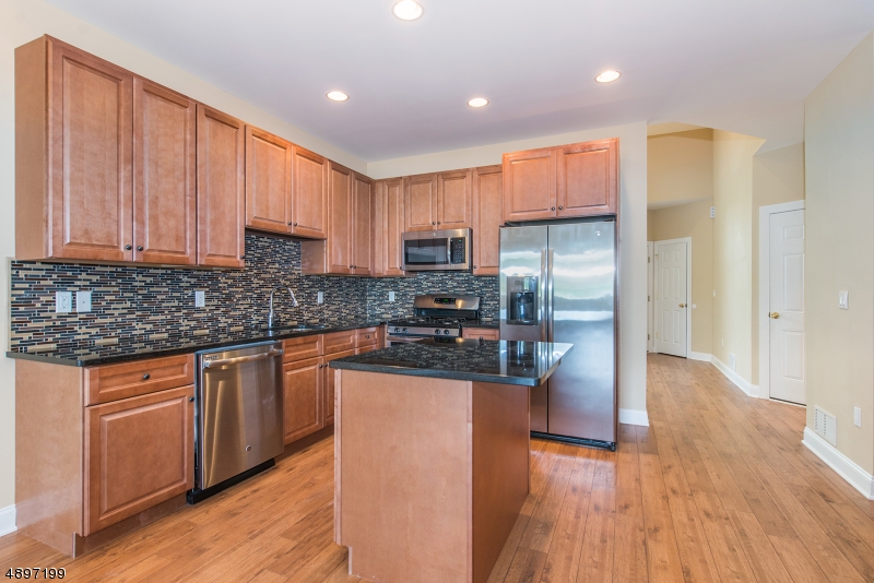 Clove Hill Manor - Residential