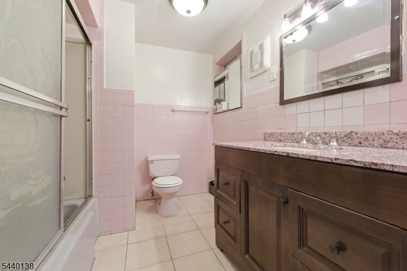Bradley Gardens - Residential