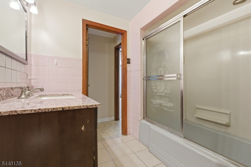 Bradley Gardens - Residential