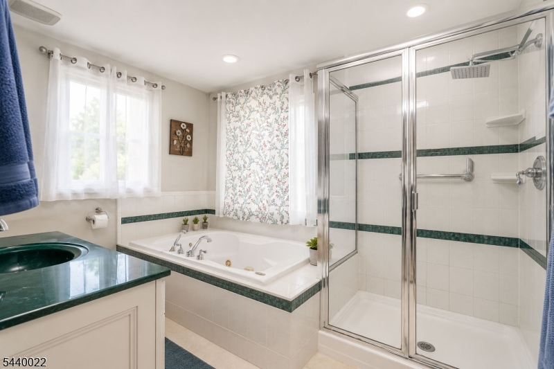 Appletree - Residential