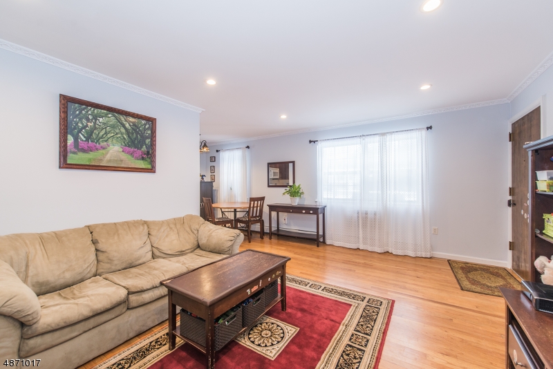 Valley Stream - Residential Lease