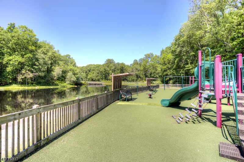 Valley Stream - Residential Lease