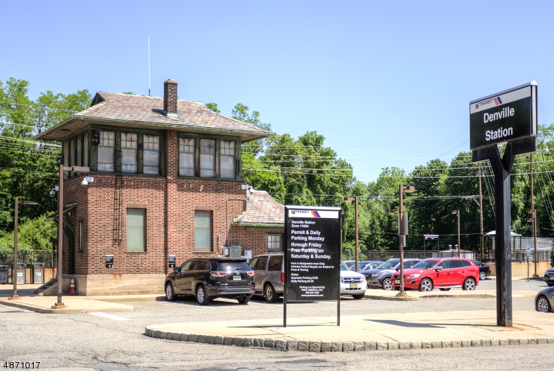 Valley Stream - Residential Lease
