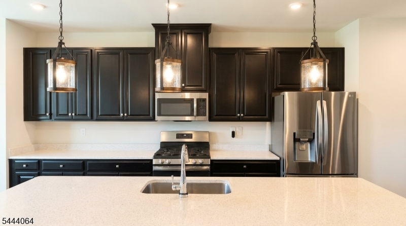 Mountain Ridge - Residential