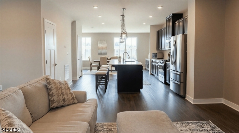 Mountain Ridge - Residential