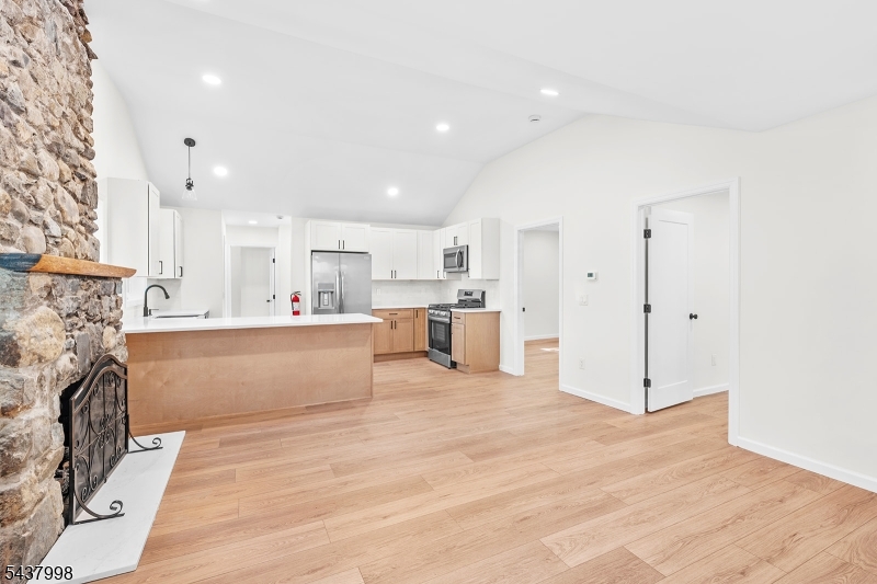 Cupsaw Lake - Residential