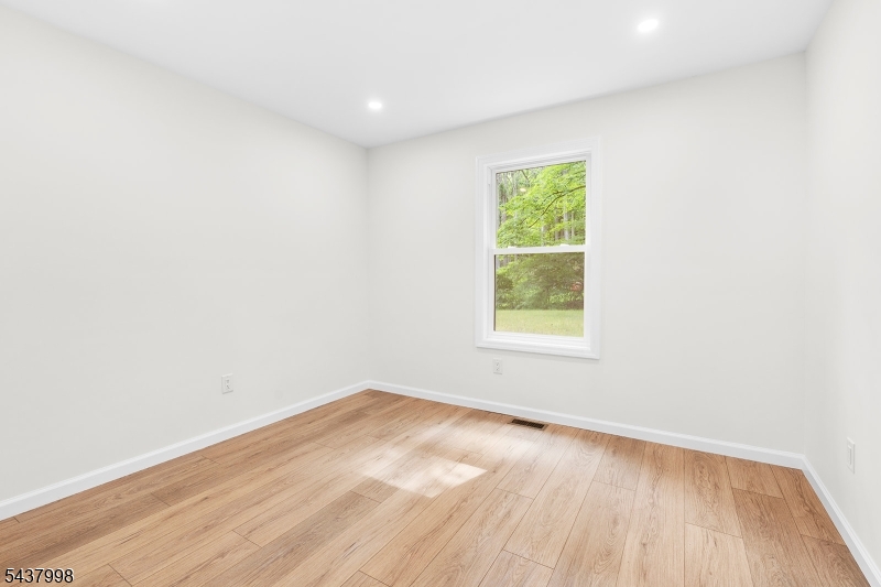 Cupsaw Lake - Residential