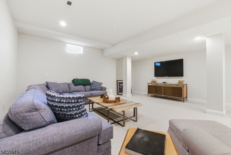 Regency at Readington - Residential