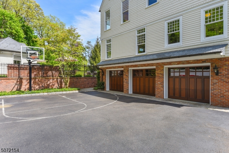 Old Short Hills - Residential