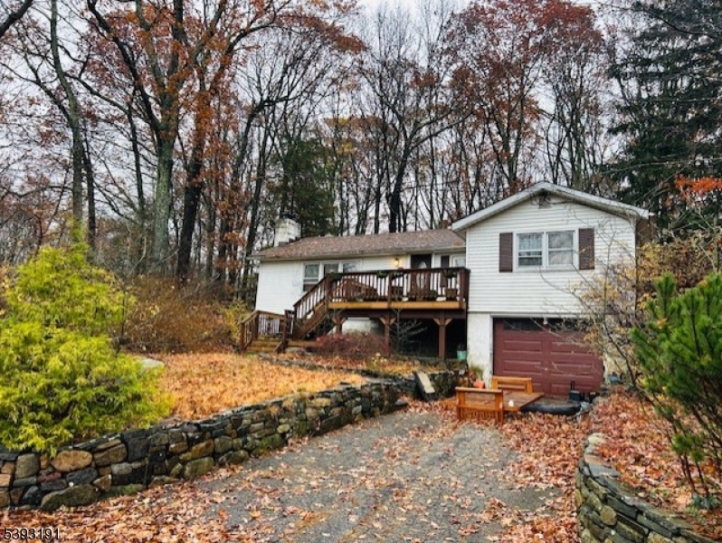3 Bedroom 2 Bathroom  In Deer Trail Lake! Nice Private Backyard, Hardwood Floors, Full Basement, Attached Garage & Much More!! Short Sale - Subject To Third Party Approval....