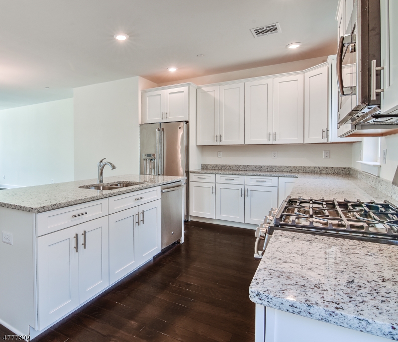 The Hills at Lennar - Residential Lease
