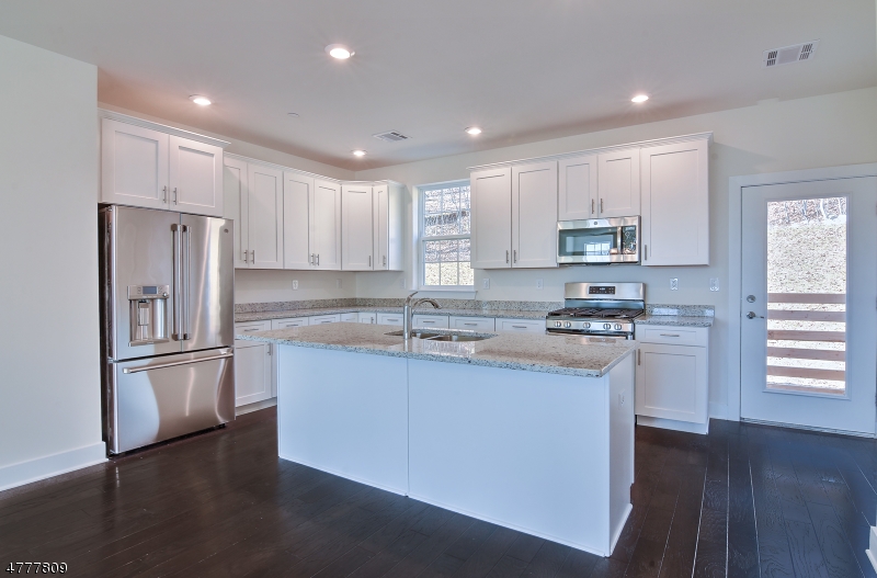 The Hills at Lennar - Residential Lease
