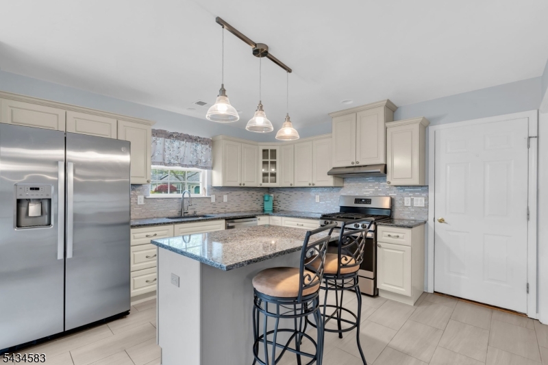 Lake Ridge - Residential