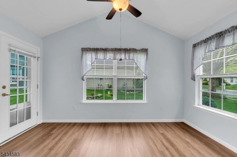 Lake Ridge - Residential