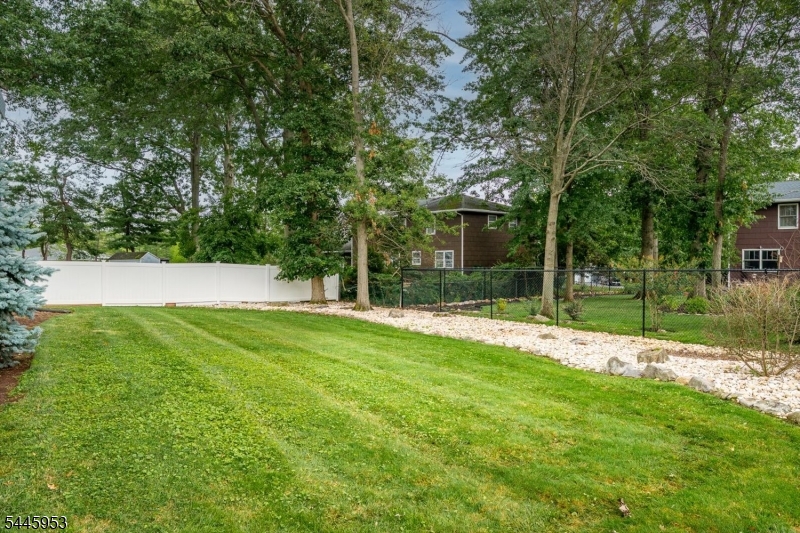 Woodlake - Residential
