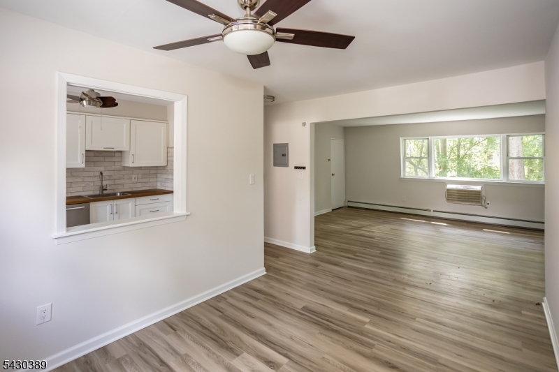 Mountain Club - Residential Lease