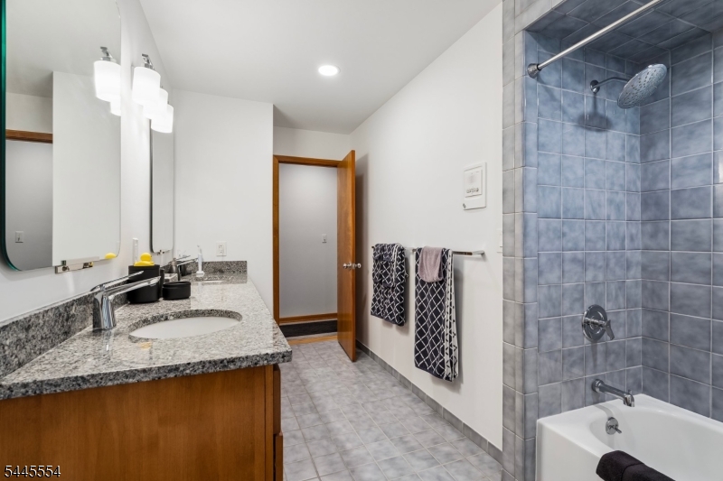 College Park - Residential