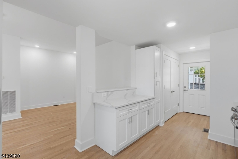 Downtown - Residential Lease