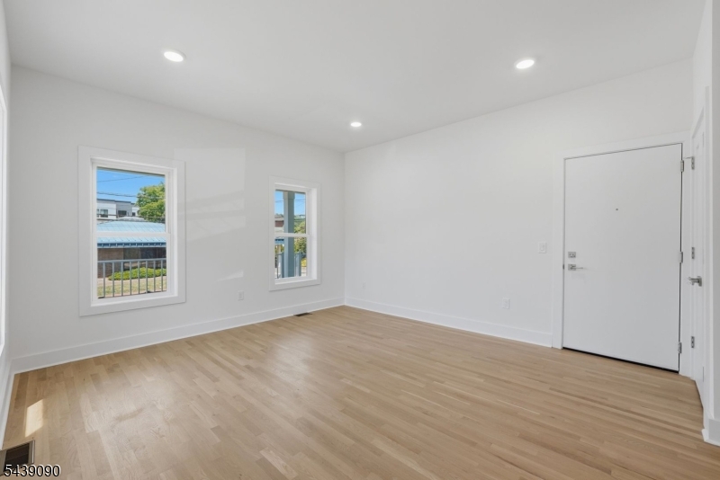 Downtown - Residential Lease