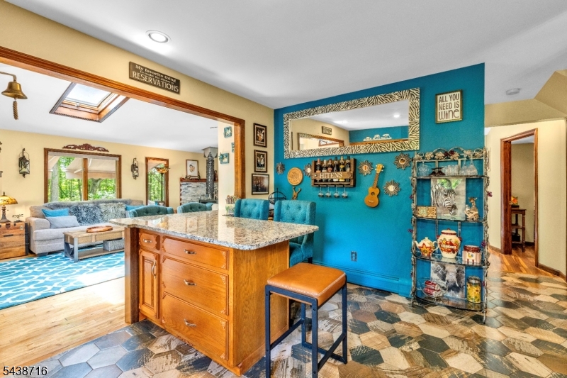 Barry Lakes - Residential