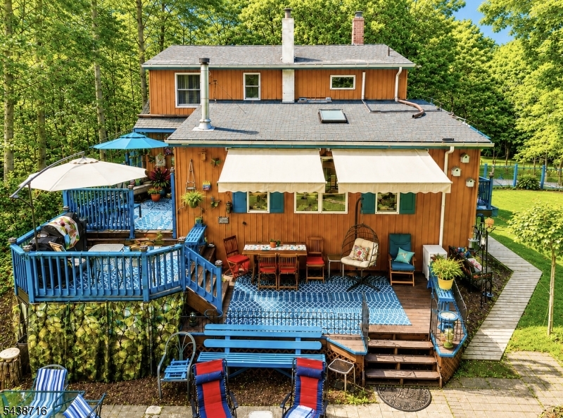Barry Lakes - Residential