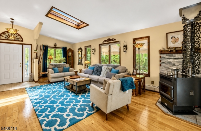 Barry Lakes - Residential