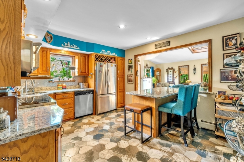 Barry Lakes - Residential