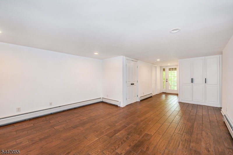 Mount Tabor - Residential