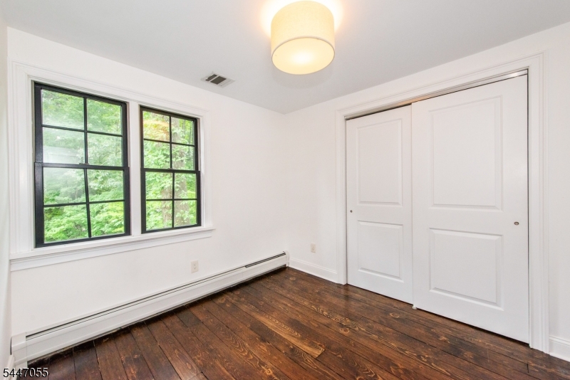 Mount Tabor - Residential