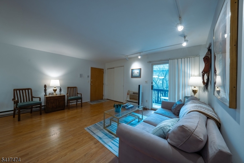 Pompton Village - Residential