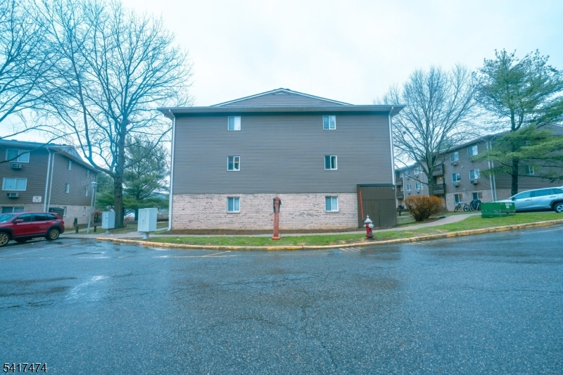 Pompton Village - Residential