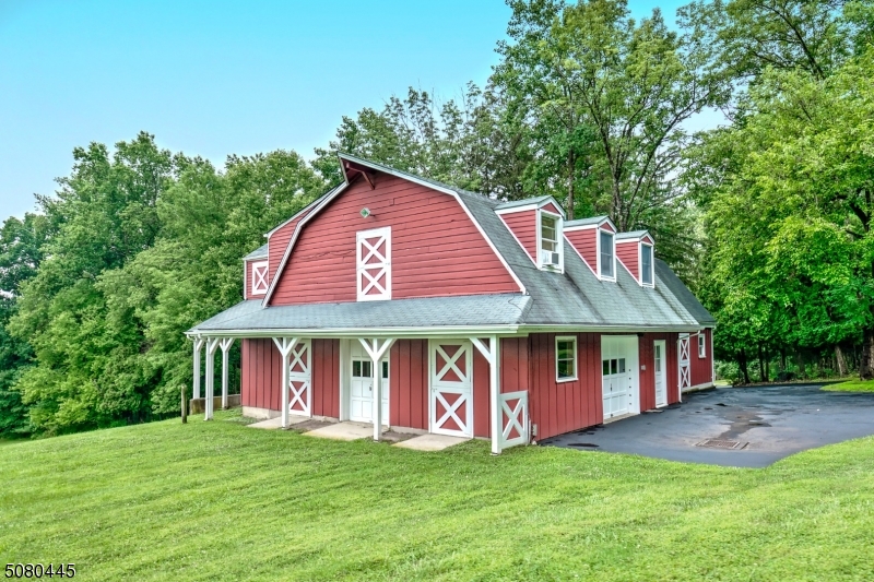 India Brook - Residential