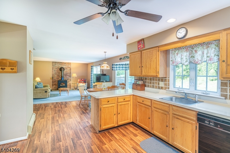 Colonial Oaks - Residential