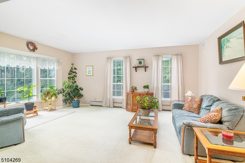 Colonial Oaks - Residential