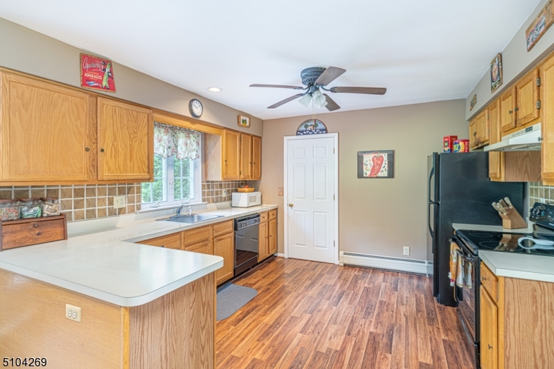 Colonial Oaks - Residential