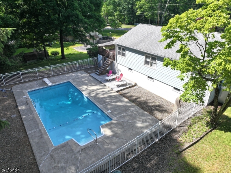 Deer Trail Lakes - Residential